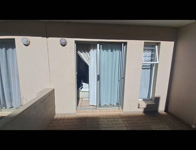 2 BEDROOM TOWNHOUSE FOR SALE IN KLIPPOORTJIE
